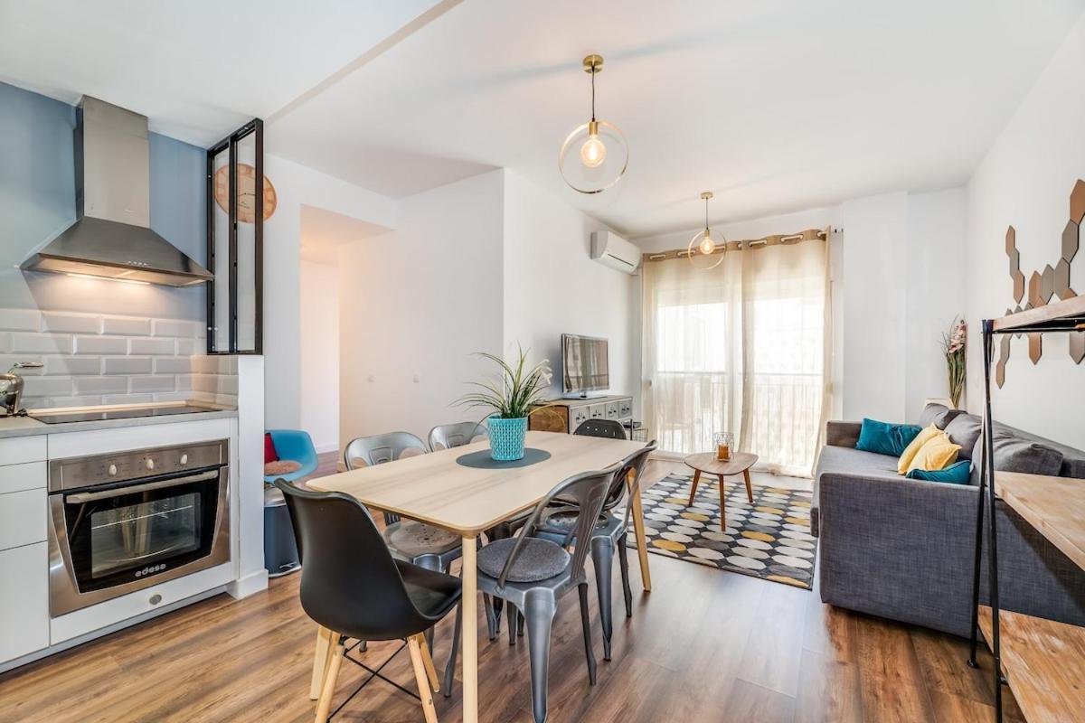 C29 - Trendy Central Apartment With Small Parking And Terrace Málaga Exterior foto